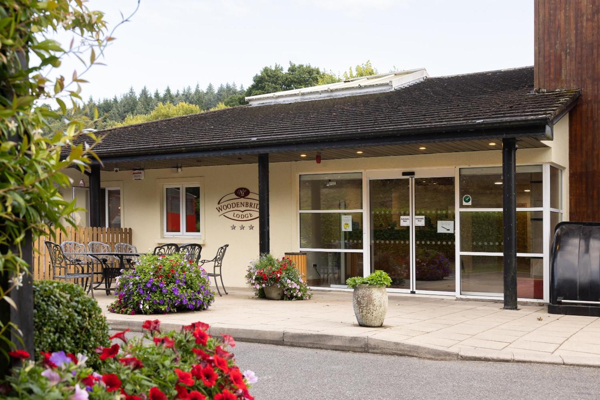 The Lodge At Woodenbridge アークロー エクステリア 写真