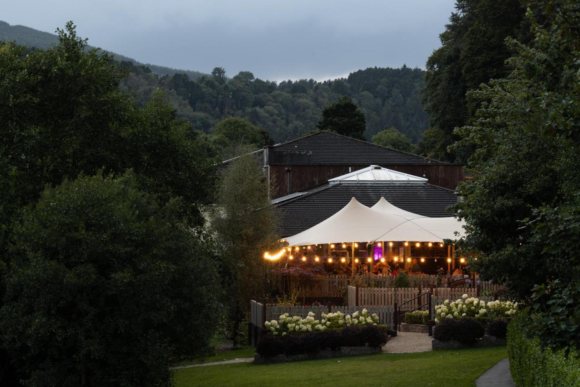 The Lodge At Woodenbridge アークロー エクステリア 写真